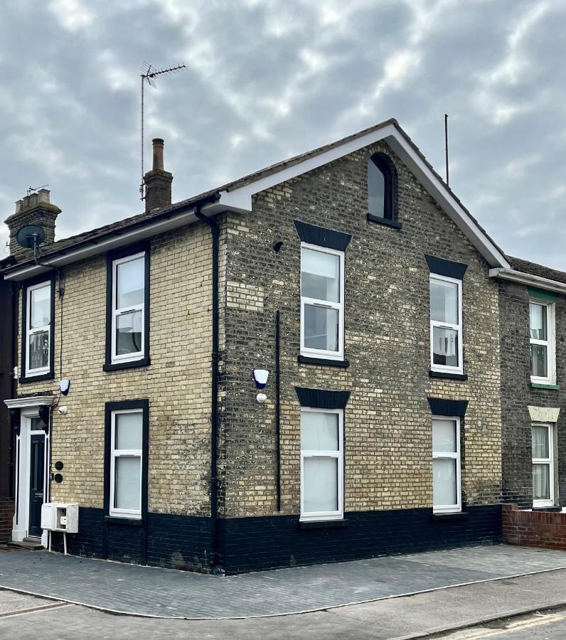 Corner Stone House - Apartment 1 Great Yarmouth Dış mekan fotoğraf